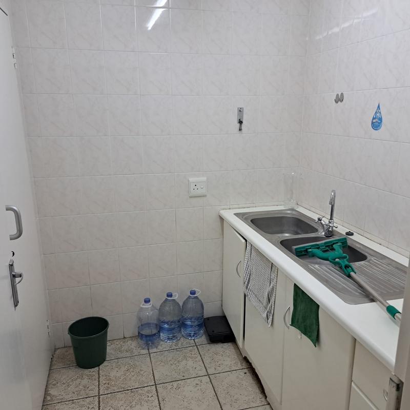 To Let commercial Property for Rent in Humerail Eastern Cape
